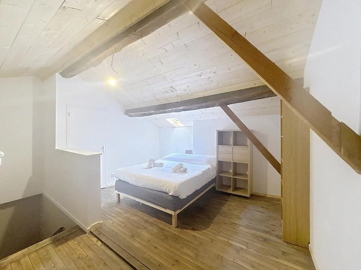بيت للعطل Stone And Elegant House On Central Place كوندوم فرنسا